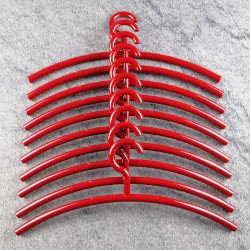 HEWI Kleiderb�gel 10 St�ck rubin-rot 570.1-33 im Set feststehender Haken Kunststoff-B�gel