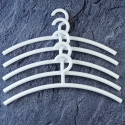 HEWI Kleiderb�gel 5 St�ck rein-weiss 570.1-99 im Set feststehender Haken Kunststoff-B�gel