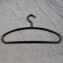HEWI Kleiderb�gel B�gel 440 mm tief-schwarz mit Steg mit drehbarem Haken 571.3-90 Hosenb�gel