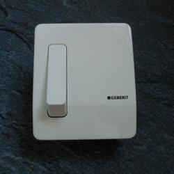 Geberit Abdeckplatte Highline 240.121.11.1 Betätigung Urinal weiss
